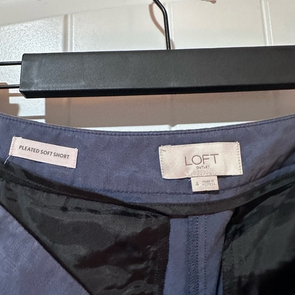 Women's Loft Classic Blue Shorts - Picture 3 of 4